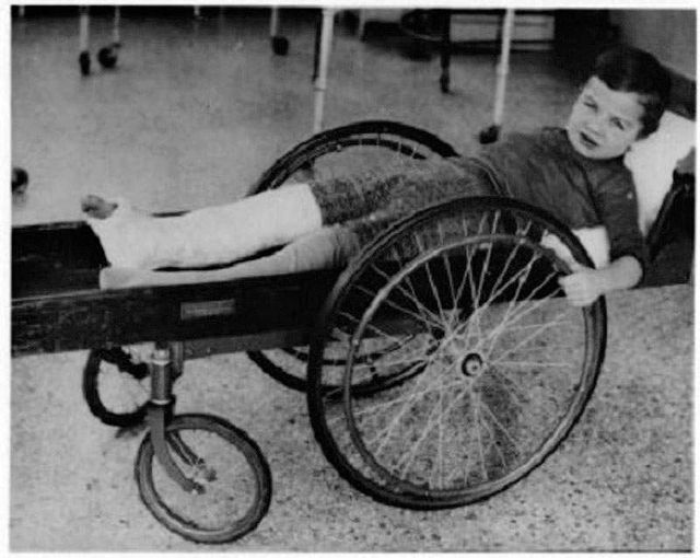 Страхітливі пристрої та процедури медицини минулого - фото 238622