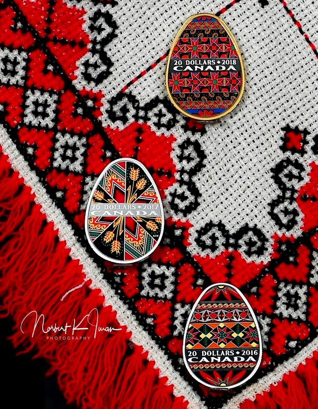 В Канаді випустили монету у формі писанки- фото 237719