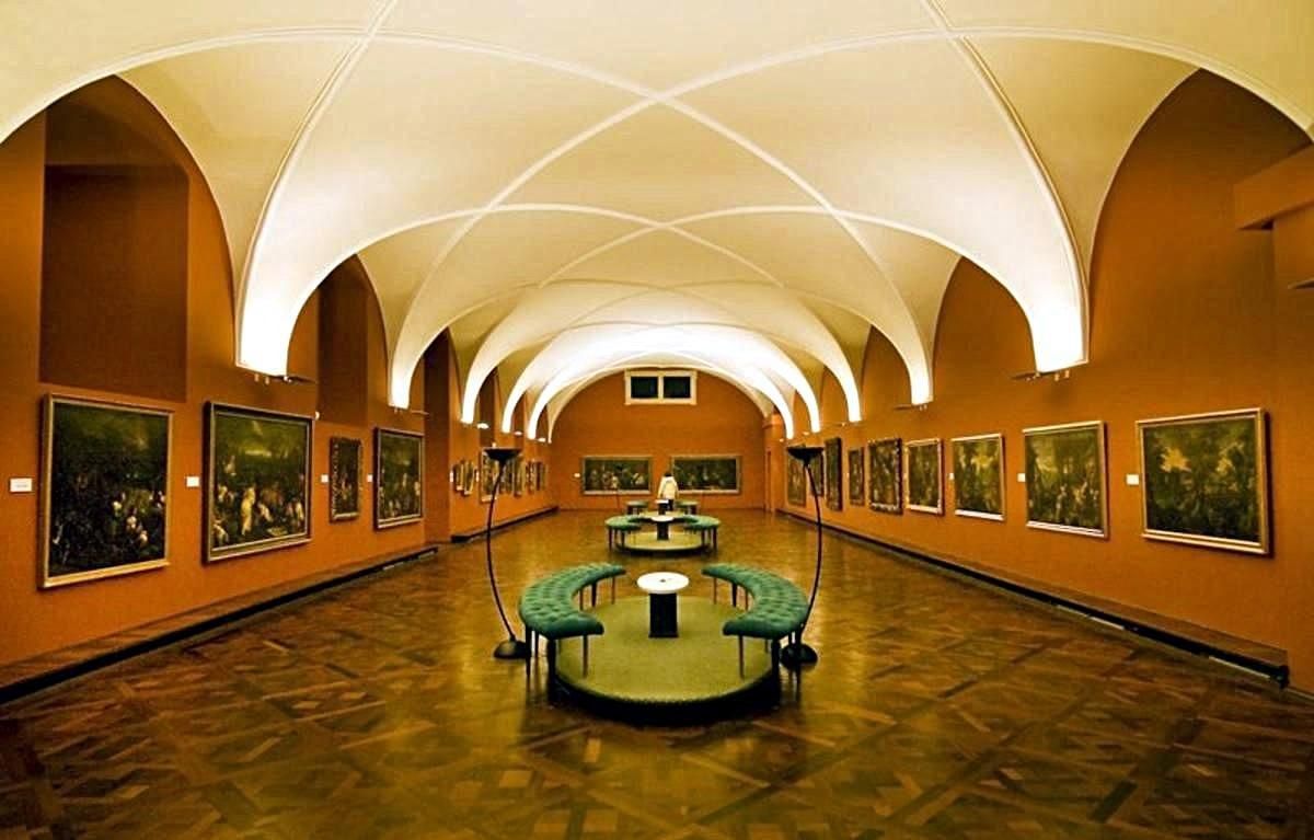 Україна в десятці країн, де найчастіше крадуть витвори мистецтва