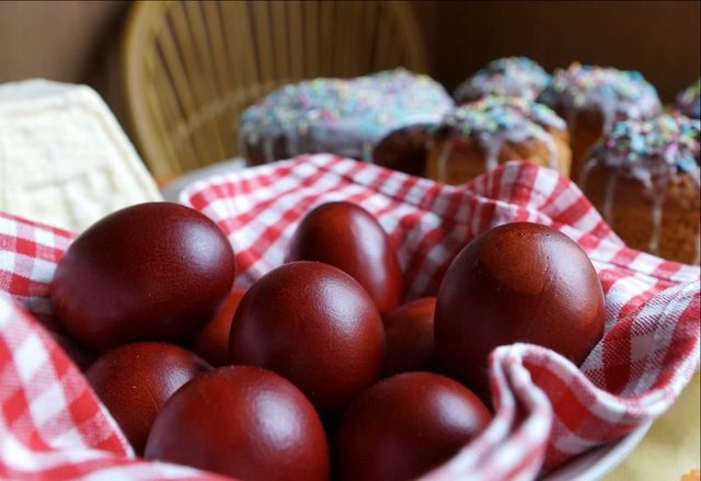 Як гарно та просто пофарбувати яйця на Великдень - фото 238526