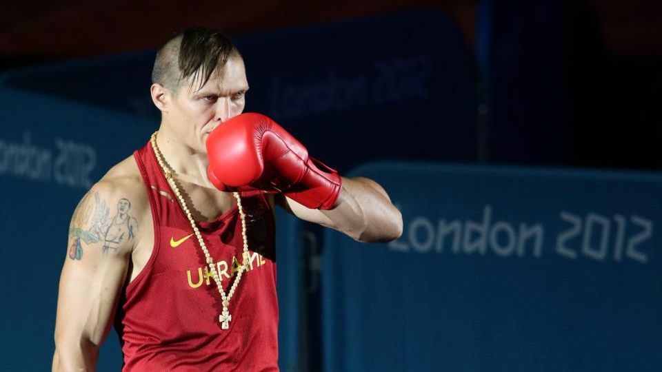 На кону бою п'ять поясів - фото 1