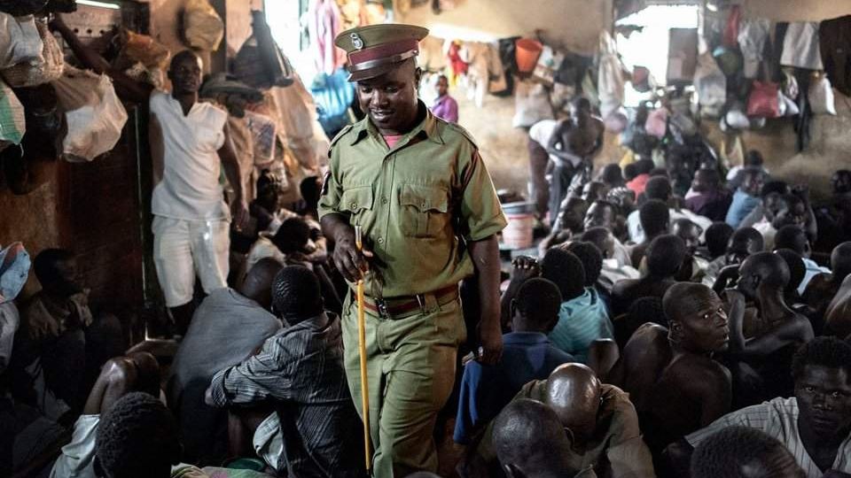 Як виглядають тюремні камери в різних країнах