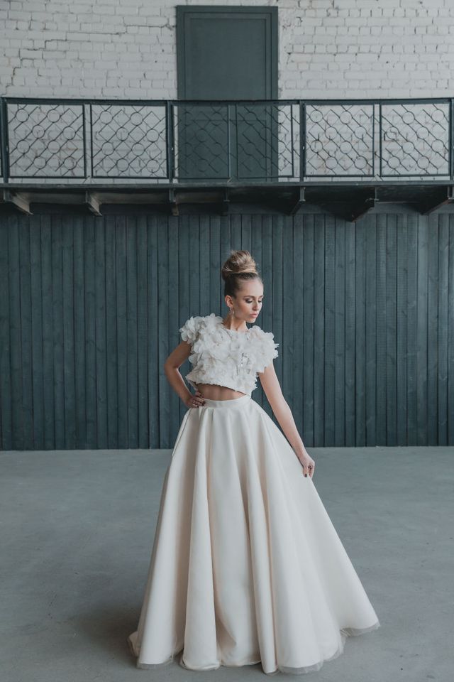 Фотограф показала литовську наречену минулого і теперішнього - фото 241179