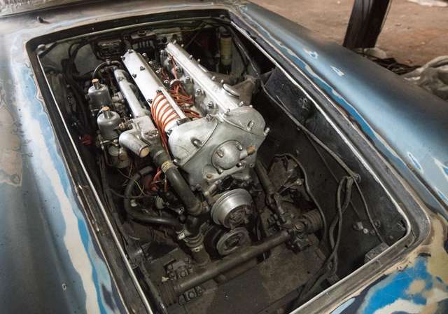 У бельгійському гаражі знайшли один з найрідкісніших Jaguar - фото 239440