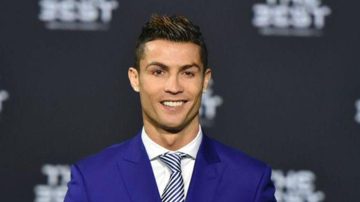 Роналду з легкістю повторив свій гол-шедевр у ворота Ювентуса - фото 1