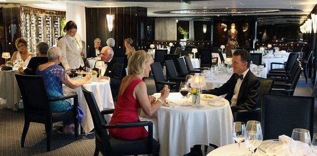 Так виглядають квартири у першому в світі житловому круїзному лайнері- фото 243790