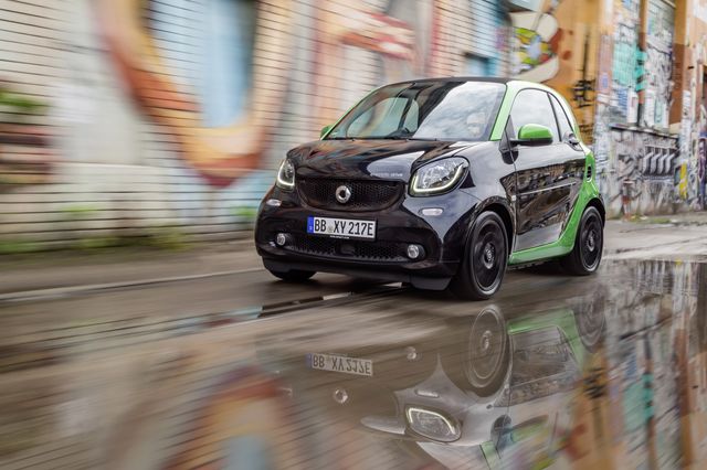 Smart відмовиться від популярних моделей машин - фото 239476