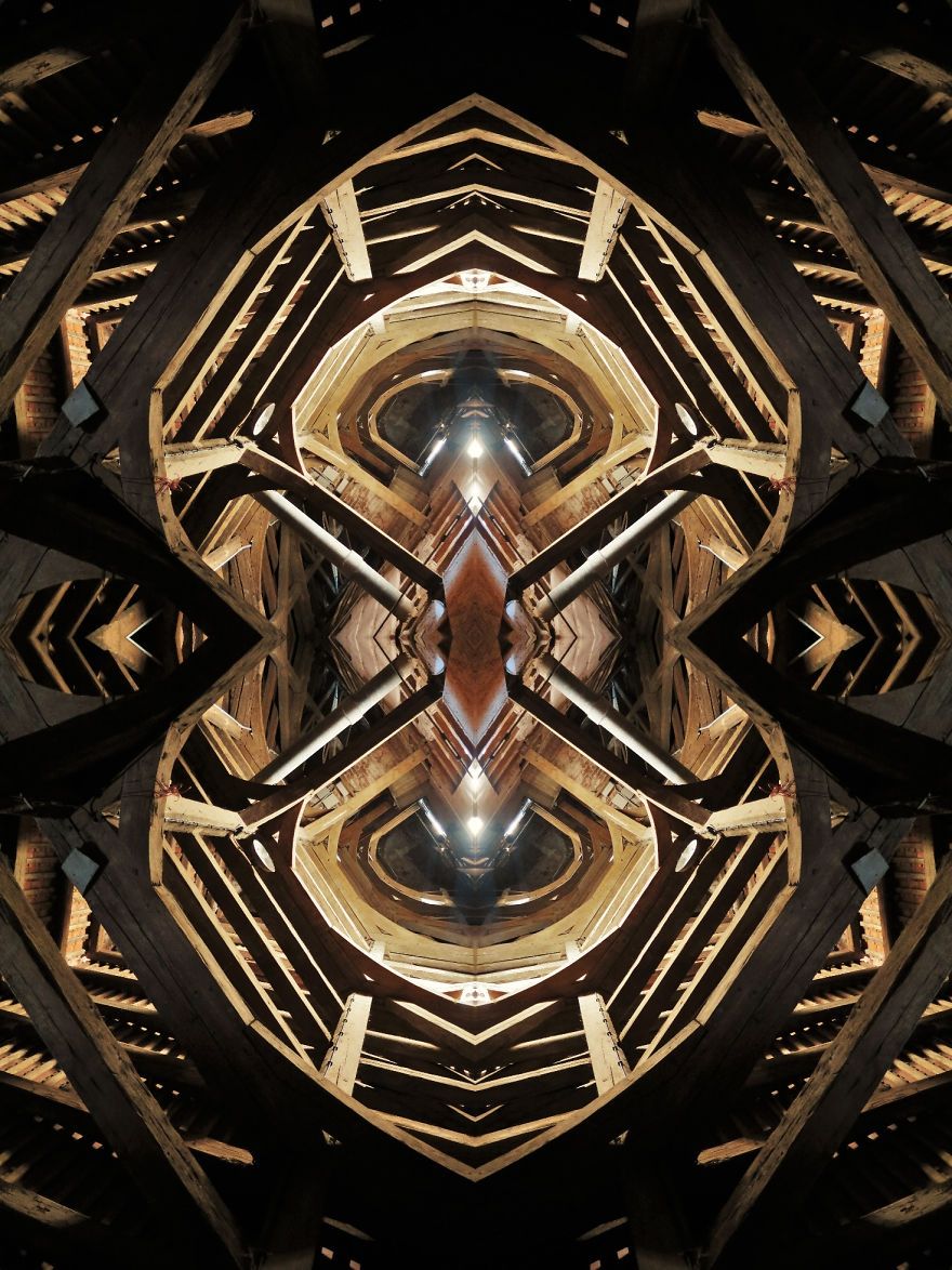 Дерев'яні дахи, які відкривають таємничий світ: ефектні фото