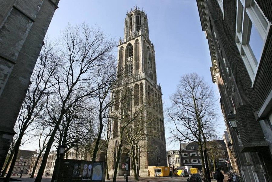 На дзвіниці виконали композиції діджея Avicii - фото 1