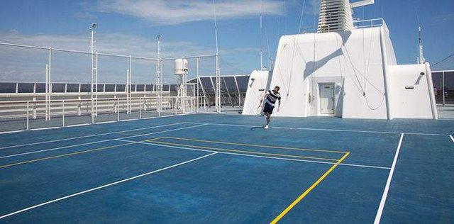 Так виглядають квартири у першому в світі житловому круїзному лайнері- фото 243785