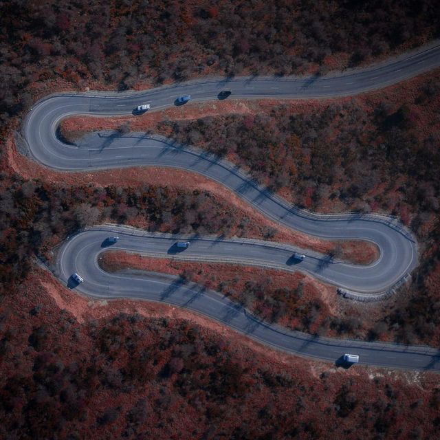 Подорожі з висоти пташиного польоту: захопливі фото - фото 244308