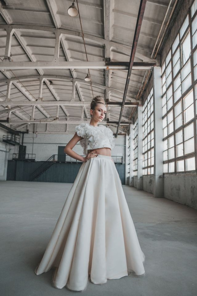 Фотограф показала литовську наречену минулого і теперішнього - фото 241186