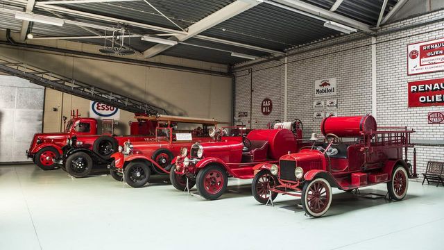 Продається найбільша у світі колекція Ford - фото 240378