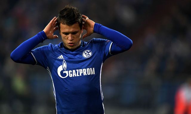 Стало відомо, на скільки впала трансферна вартість Євгена Коноплянки - фото 238419