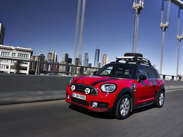 Mini показала кросовер для подорожей - фото 237580