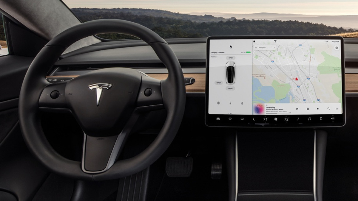 Tesla спростила використання автопілота в Model 3 - фото 1