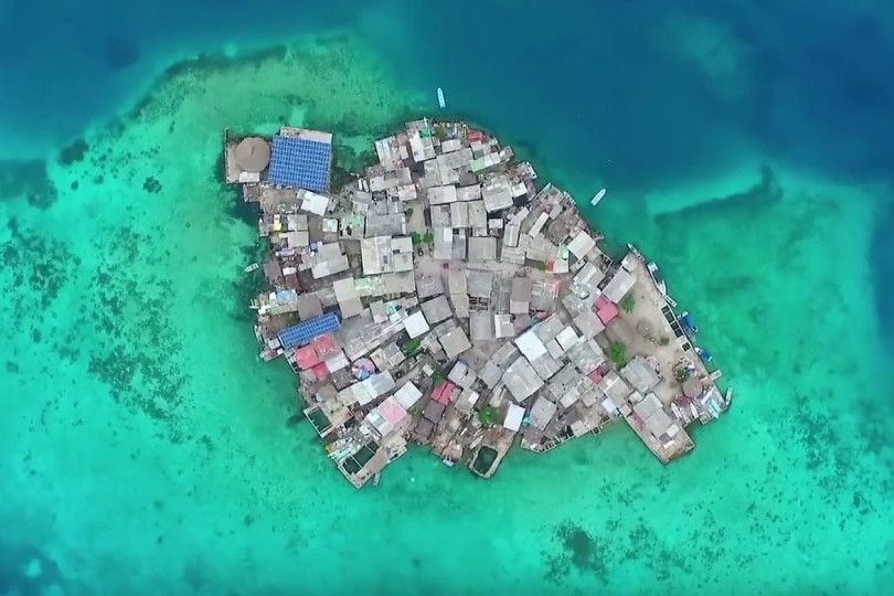 Найбільш густонаселений острів на планеті: мальовничі фото