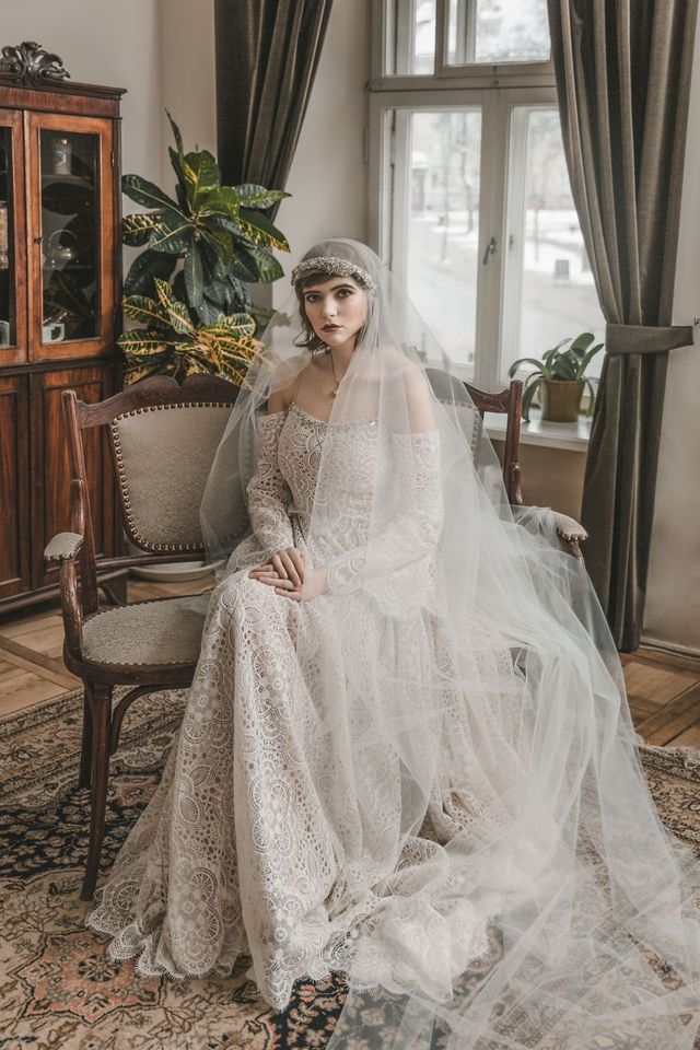 Фотограф показала литовську наречену минулого і теперішнього - фото 241184