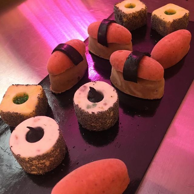 Ви нізащо не здогадаєтесь, з чого насправді ці суші: фотофакт - фото 237946