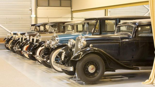 Продається найбільша у світі колекція Ford - фото 240375