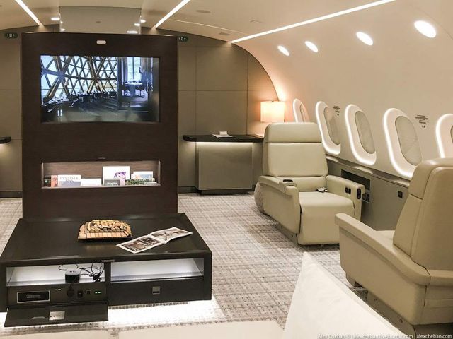 Як виглядає літак за 70 тисяч доларів на годину- фото 239233