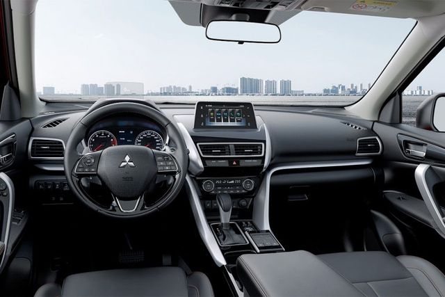 В Україні презентували Mitsubishi Eclipse Cross - фото 241998