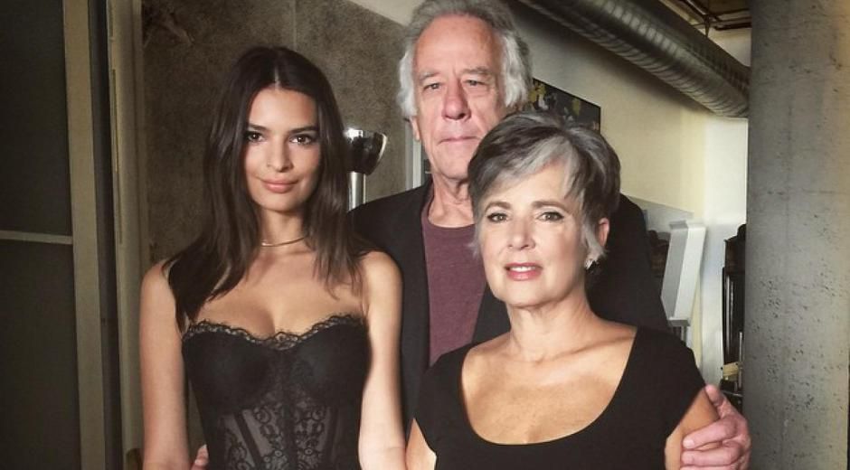 Емілі Ратажковскі показала своїх батьків