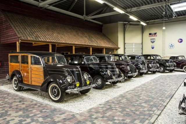 Найбільшу колекцію класичних авто Ford виставили на аукціон - фото 241555