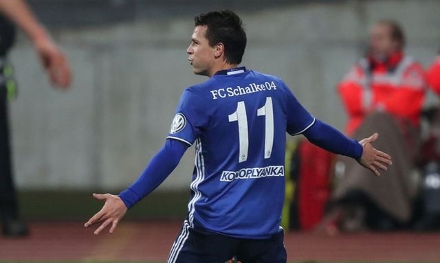 Тренер Шальке оригінально висловився про гру Коноплянки - фото 240719