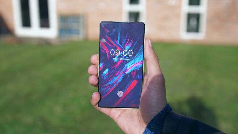 Doogee Mix 4: у мережі з'явилися фото та відео безрамкового слайдера