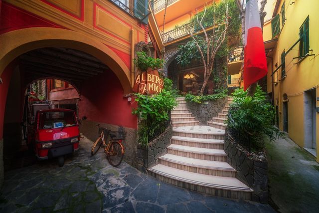 Фотограф показав красу маленьких вулиць Італії: чарівні кадри - фото 243897