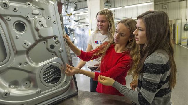 Студенти зроблять для Skoda кросовер-кабріолет - фото 240236