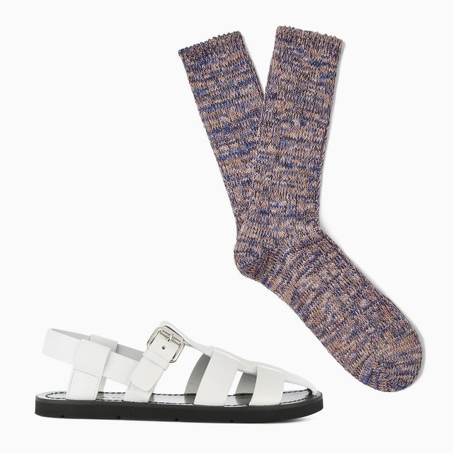 Сандалі зі шкарпетками: модні будинки дали добро - фото 242642