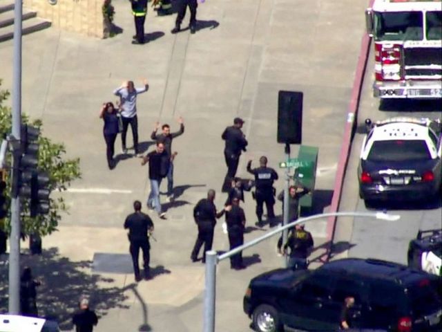 Стрілянина у штаб-квартирі YouTube: всі деталі - фото 237888