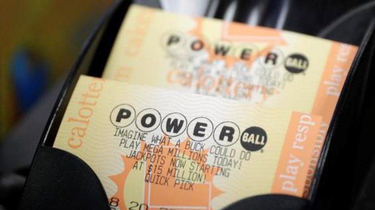 Вболівальник помилково виграв 52 тисячі доларів - фото 1