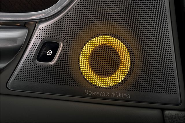 Volvo навчить смартфони впливати на атмосферу і запах у машині - фото 242583