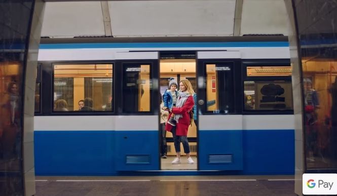 Google зняв рекламу свого сервісу в метро Києва - фото 1