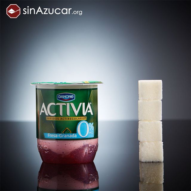 Знежирений йогурт Activia зі смаком 'полуниця - гранат' - фото 241775