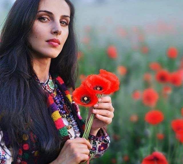 Красу українок показали у незвичайному фотопроекті- фото 240067