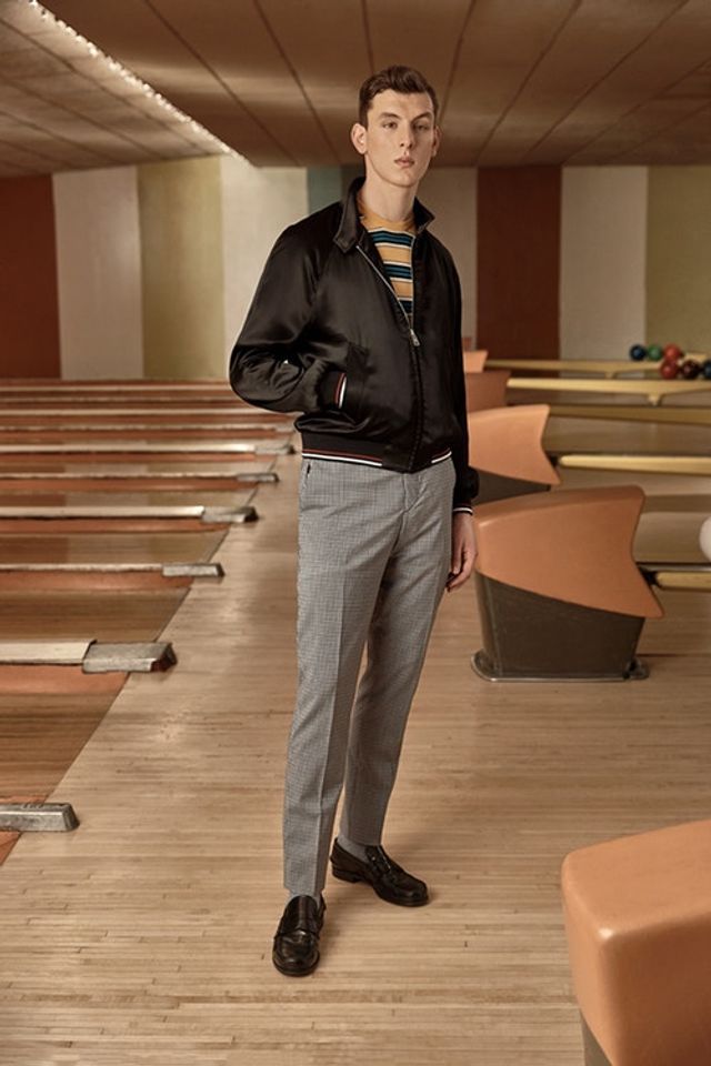 Prada присвятили першу капсульну чоловічу колекцію боулінгу - фото 244199