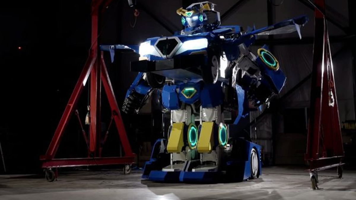 В Японії створили робота, здатного трансформуватися в автомобіль - фото 1