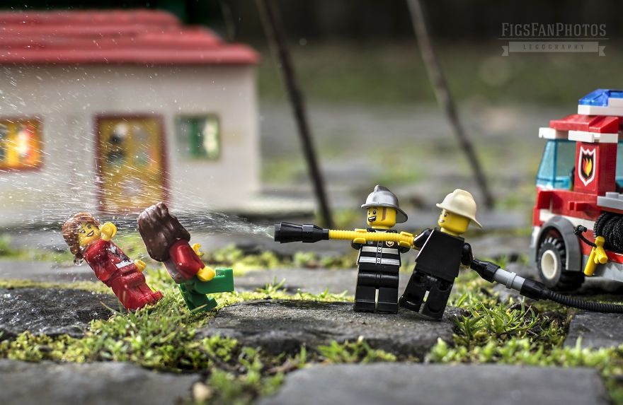 Як виглядають Великодні свята у світі Lego: кумедні фото - фото 1