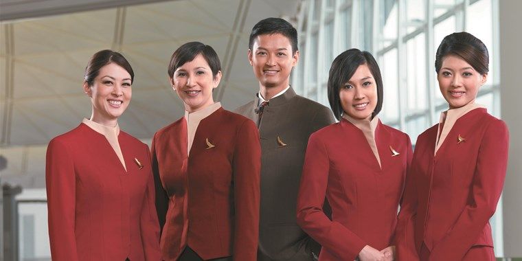 Стюардесам авіаліній Гонконгу дозволили позбутись спідниць