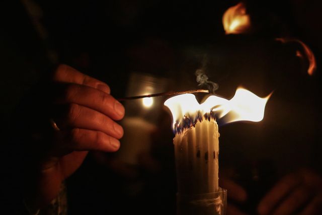 Вчені розкрили таємницю Благодатного вогню - фото 238746