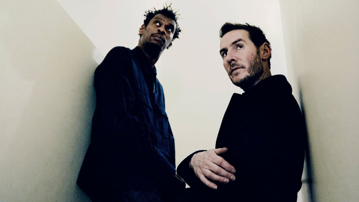 Гурт Massive Attack першим у світі записав ДНК-альбом - фото 1