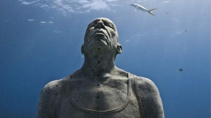 Як виглядають експонати єдиного в світі підводного музею