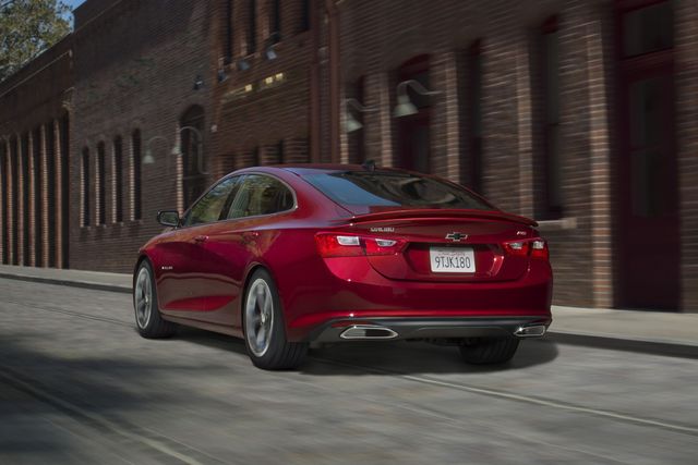 Chevrolet представив оновлений Malibu 2019- фото 238738
