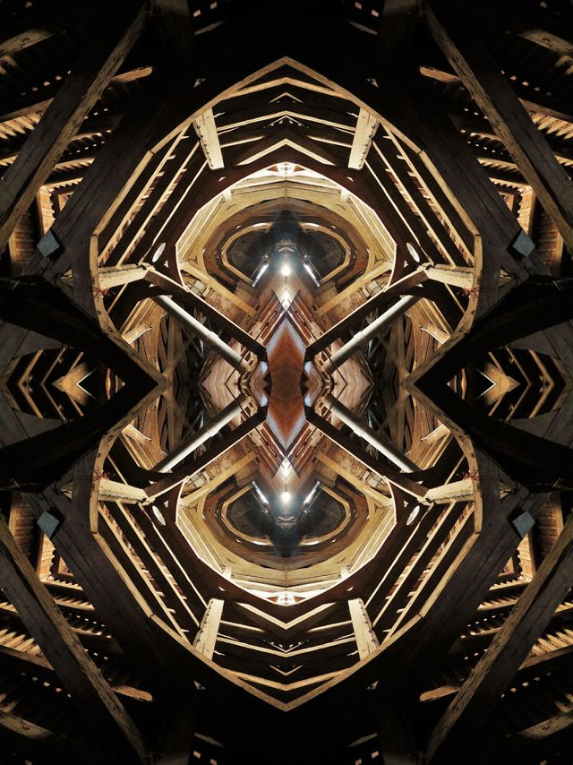 Дерев'яні дахи, які відкривають таємничий світ - фото 241382