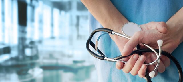 Медреформа: скільки українців вже обрали лікаря - фото 240179