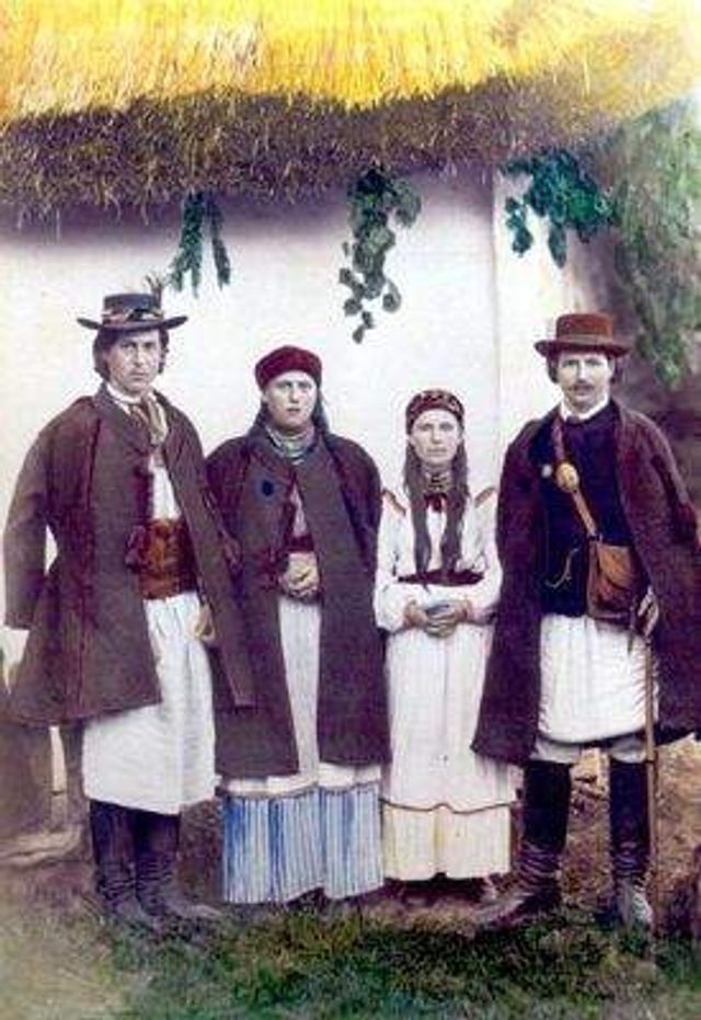 Як виглядали у минулому українці з різних регіонів країни - фото 241837